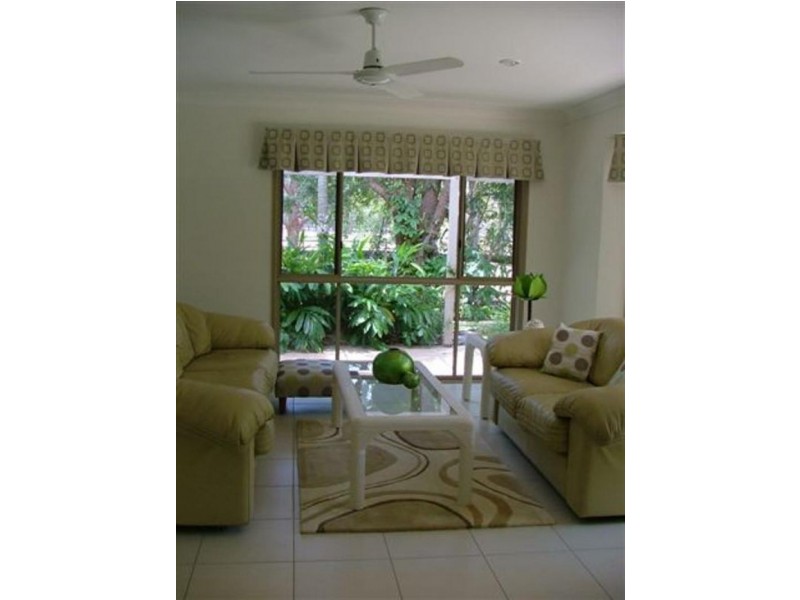 35 Valfern Court, Dundowran QLD 4655