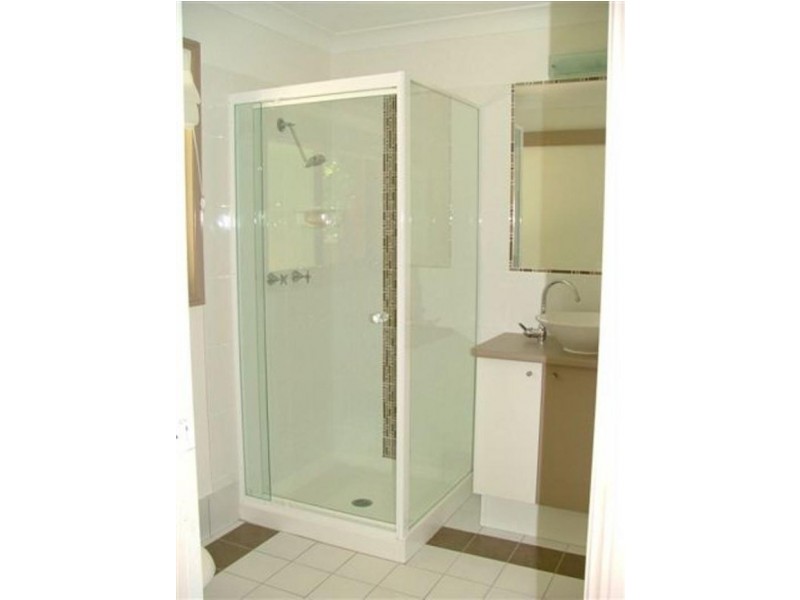 35 Valfern Court, Dundowran QLD 4655