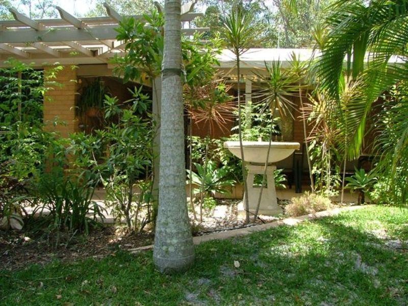 35 Valfern Court, Dundowran QLD 4655