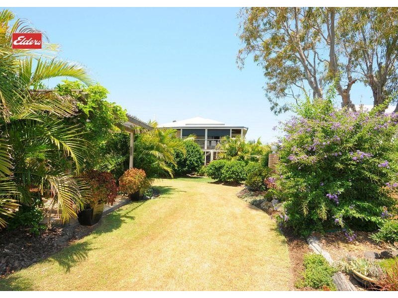 100 Esplanade, Point Vernon QLD 4655