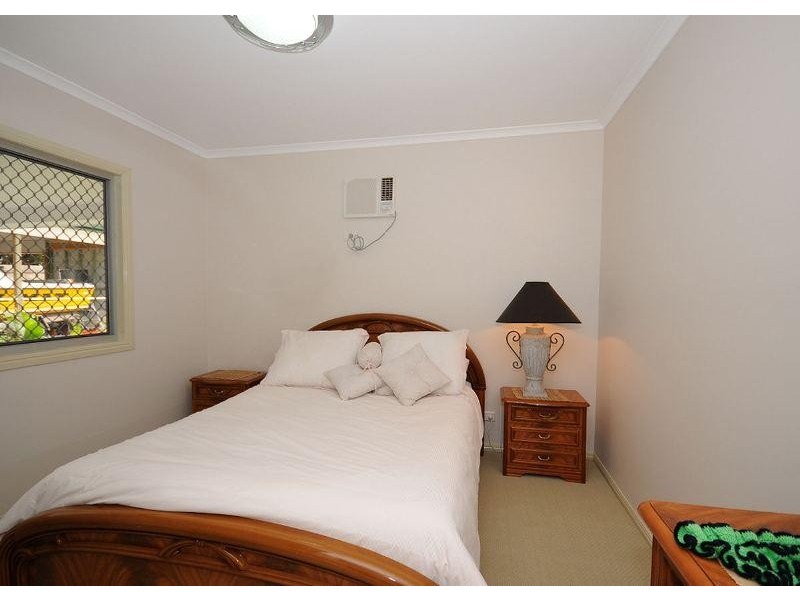 37 Neils Street, Pialba QLD 4655