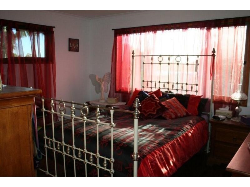156 Long Street, Point Vernon QLD 4655