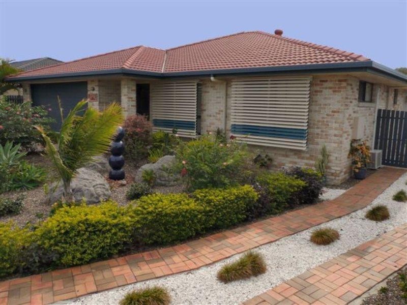 4 Marcocci Court, Urraween QLD 4655