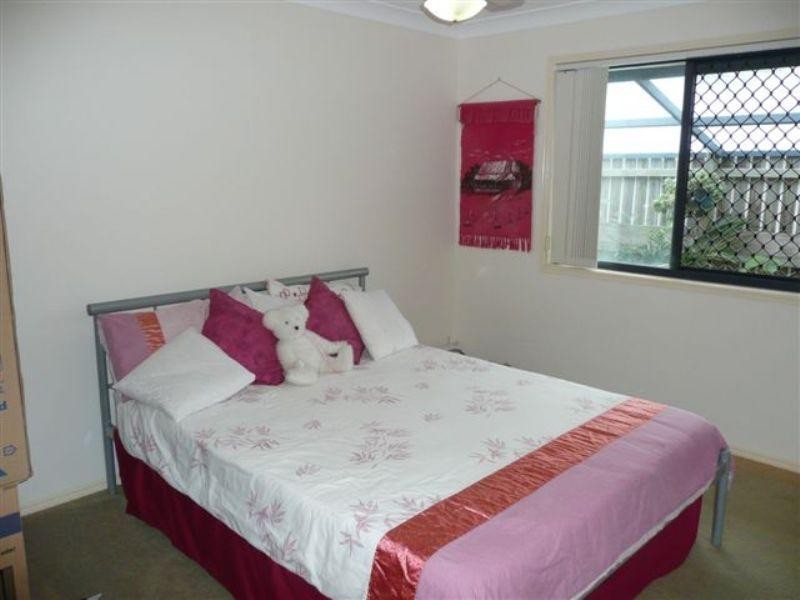 4 Marcocci Court, Urraween QLD 4655