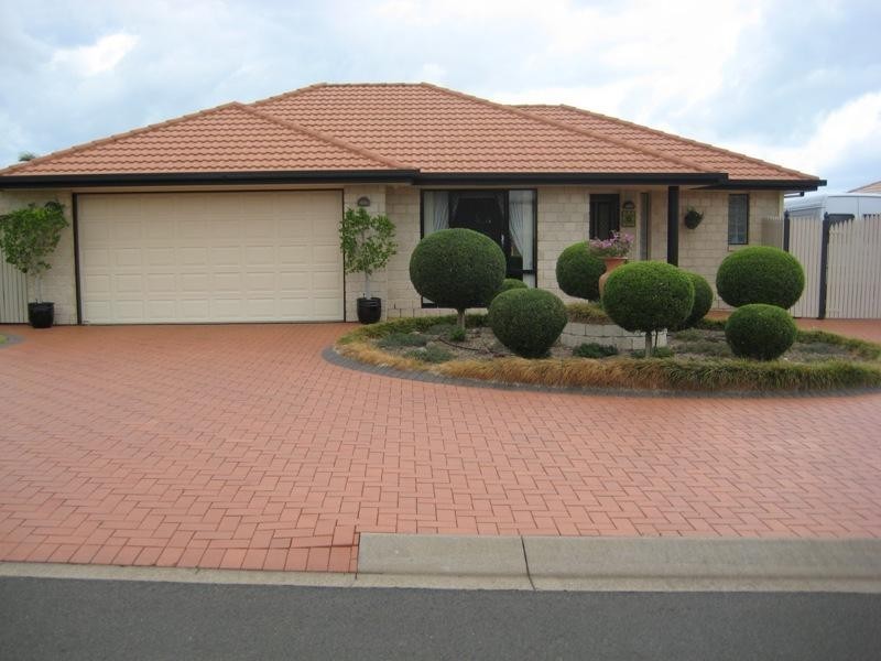 9 Heather Way, Urraween QLD 4655