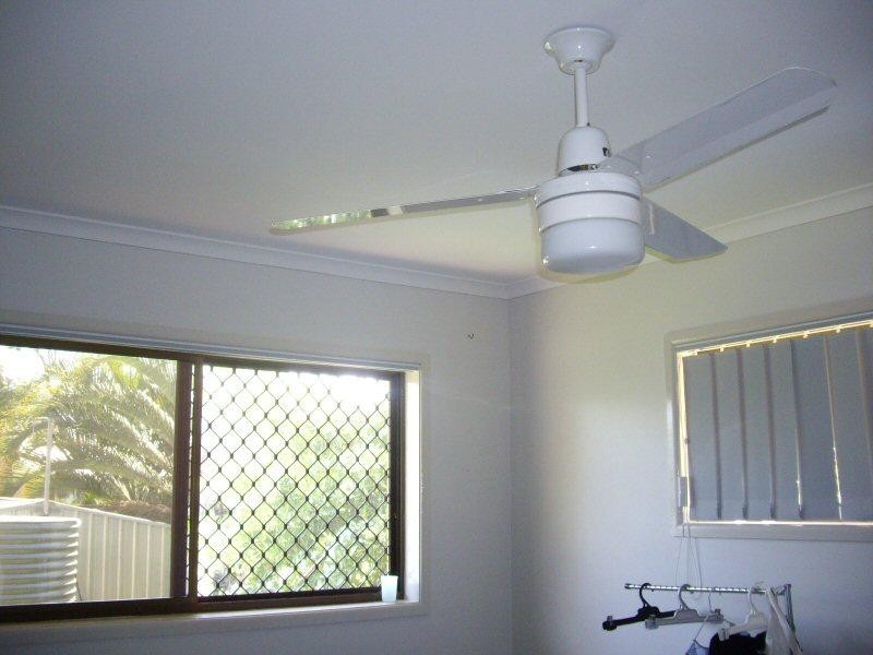 5 Preston Street, Point Vernon QLD 4655