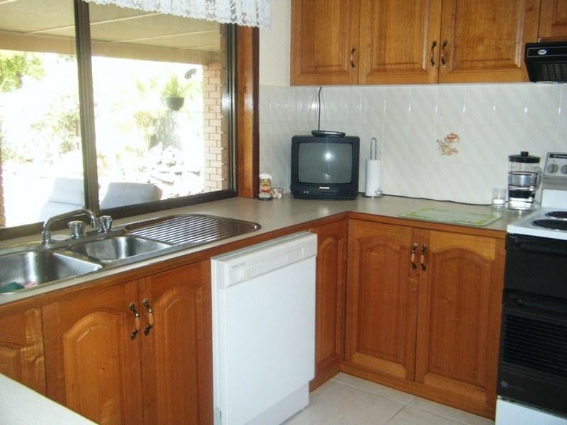 6 Parlon Court, Kawungan QLD 4655