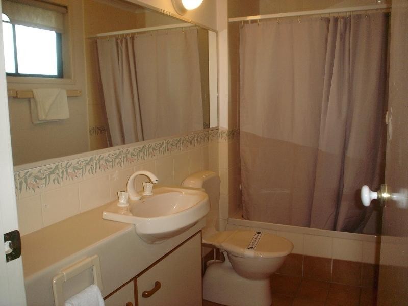 Unit 7/651 Esplanade, Urangan QLD 4655
