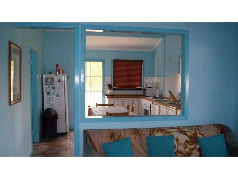 18 Maddever Road, Booral QLD 4655