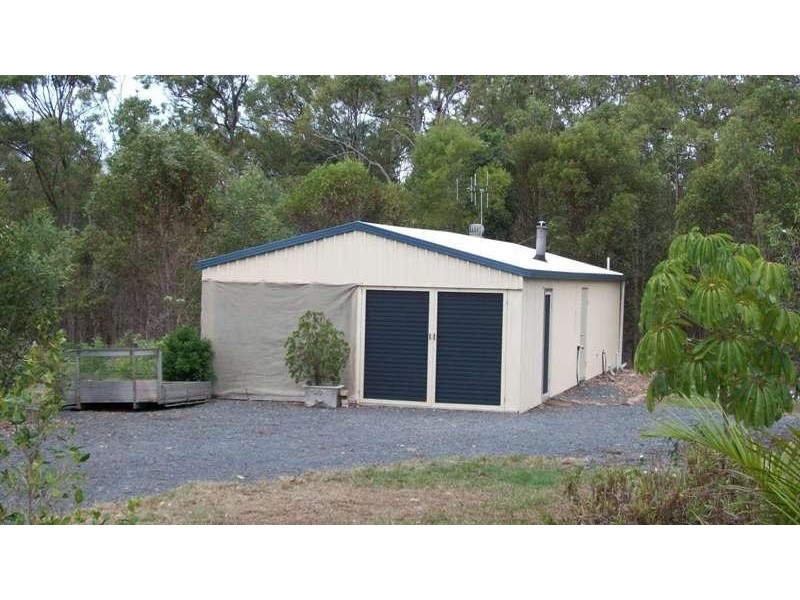 18 Maddever Road, Booral QLD 4655