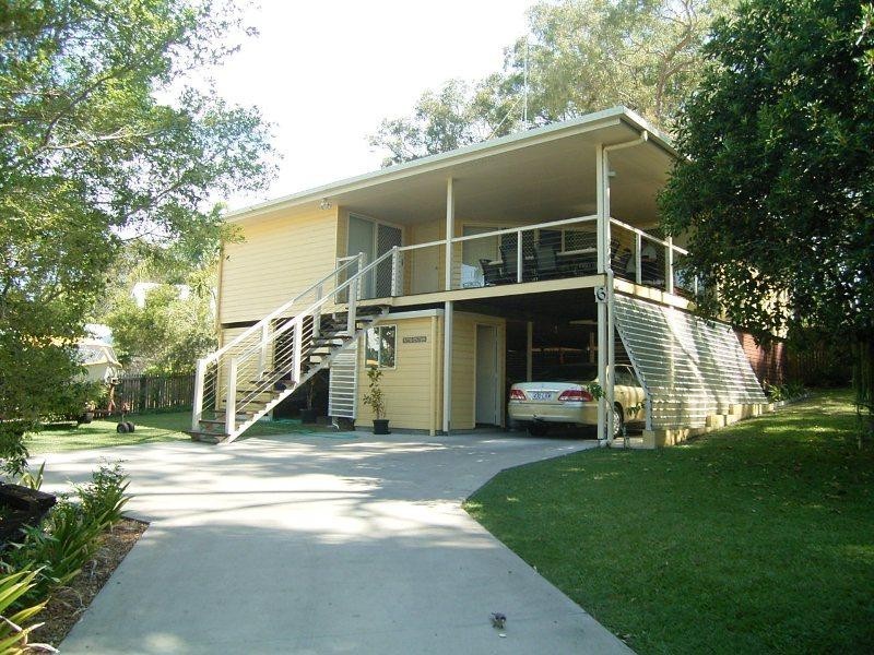 Lot 6/415 Boat Harbour Drive, Torquay QLD 4655