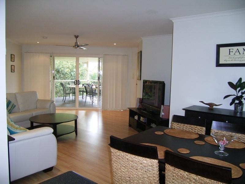 Lot 6/415 Boat Harbour Drive, Torquay QLD 4655
