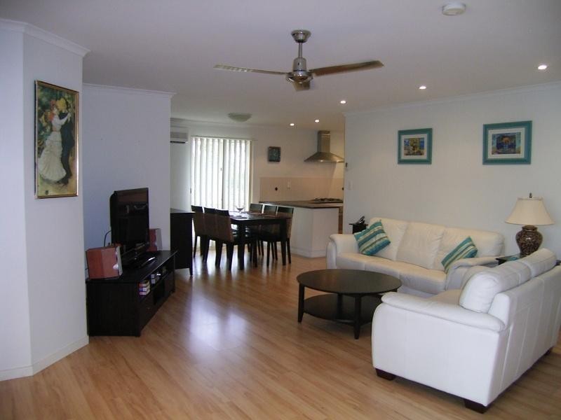 Lot 6/415 Boat Harbour Drive, Torquay QLD 4655