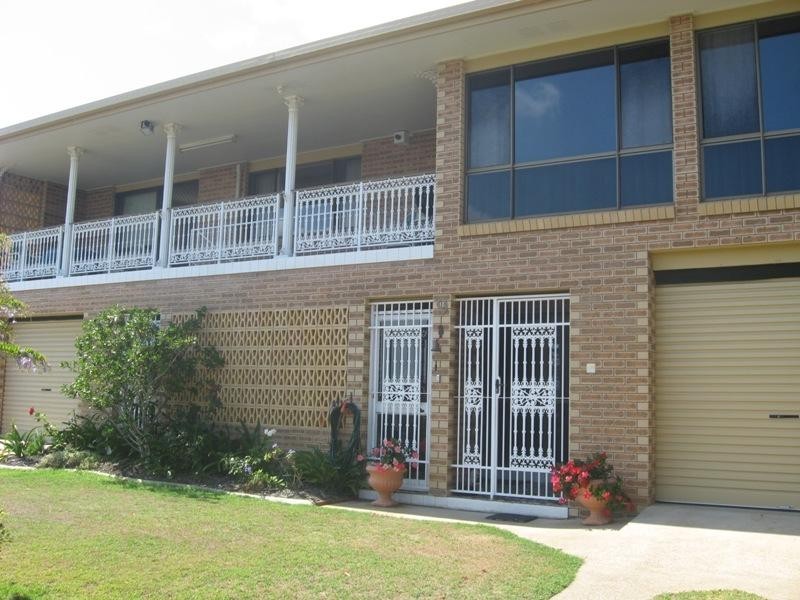 9 Hillcrest Avenue, Scarness QLD 4655