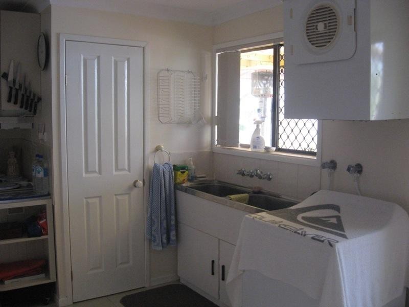 9 Hillcrest Avenue, Scarness QLD 4655