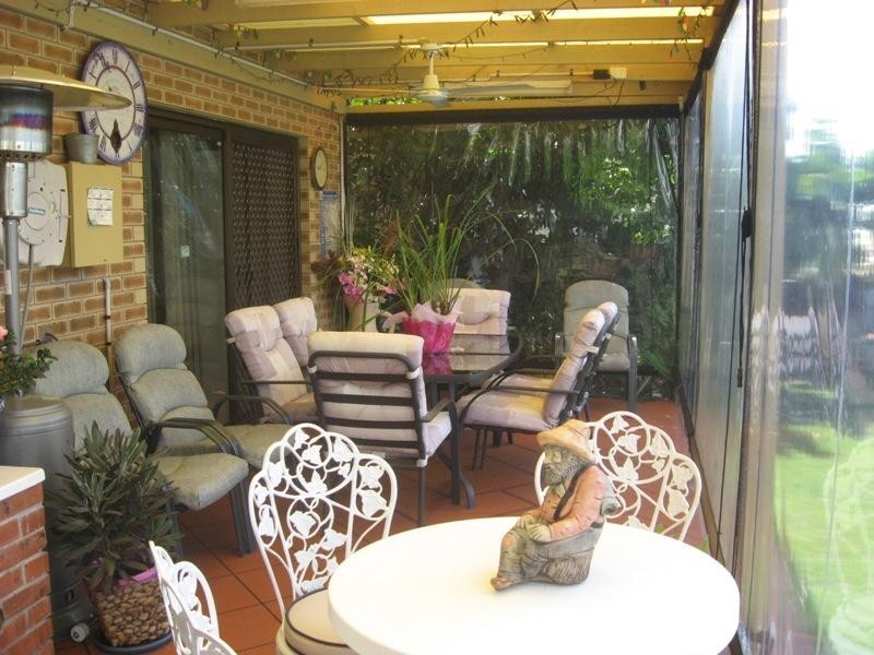 9 Hillcrest Avenue, Scarness QLD 4655