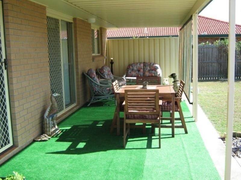 18 Sharyn Court, Point Vernon QLD 4655