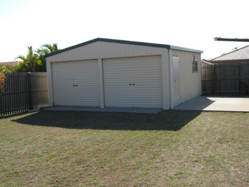 18 Sharyn Court, Point Vernon QLD 4655