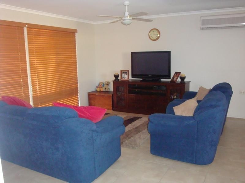 12 Kululu Crescent, Scarness QLD 4655