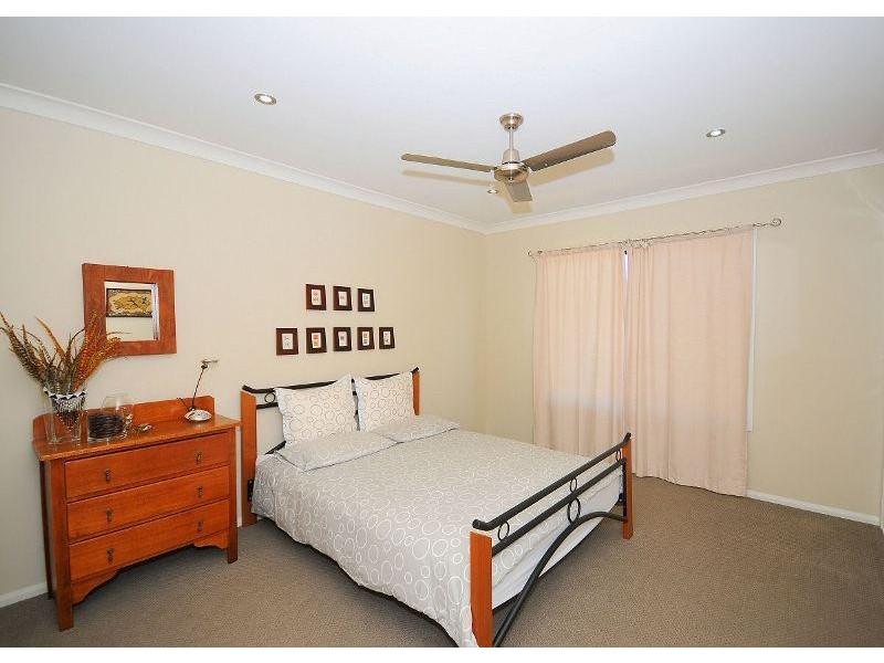 25 Pinehurst Drive, Wondunna QLD 4655