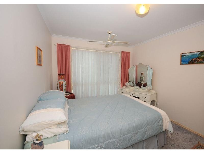 1 Kookaburra Drive, Eli Waters QLD 4655