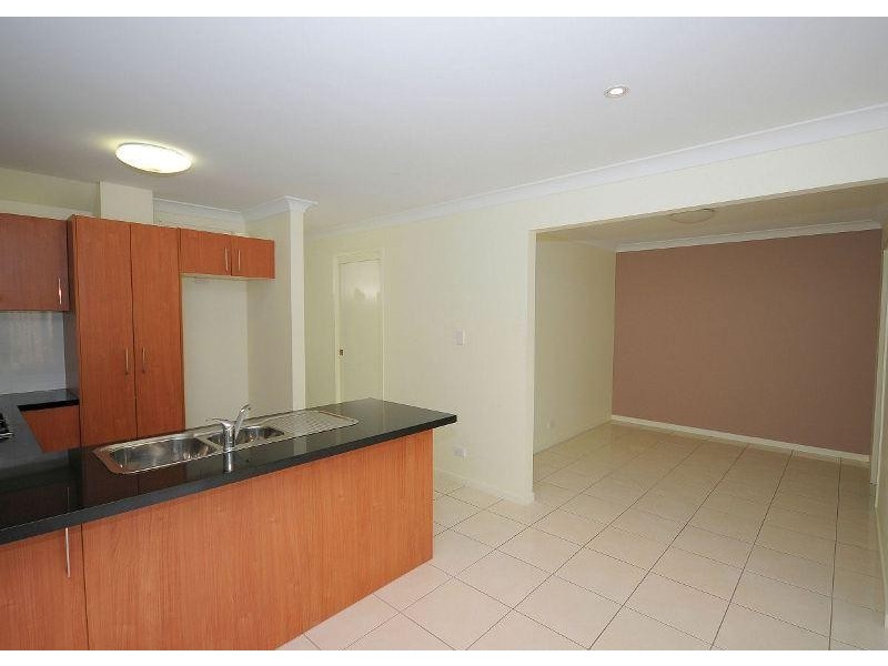 Unit 27/654 Charlton Esplanade, Urangan QLD 4655