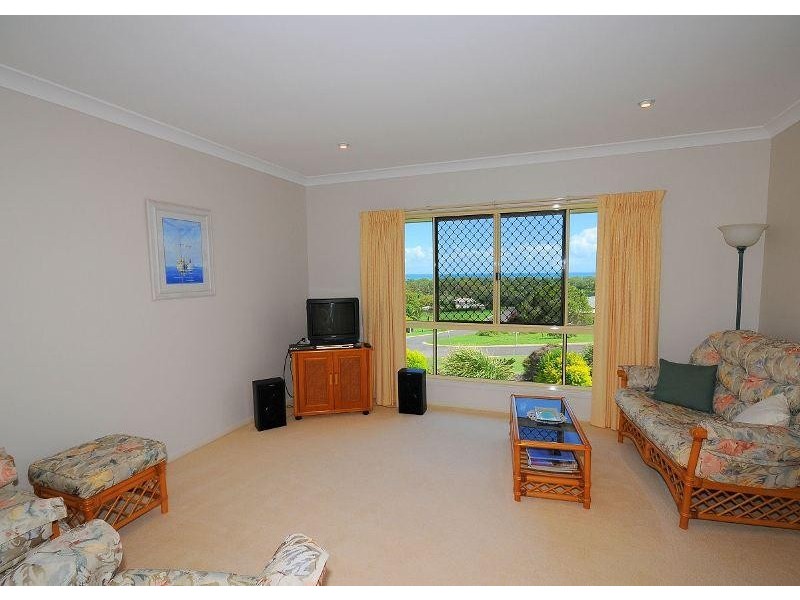 28 Waterview Drive, Dundowran Beach QLD 4655