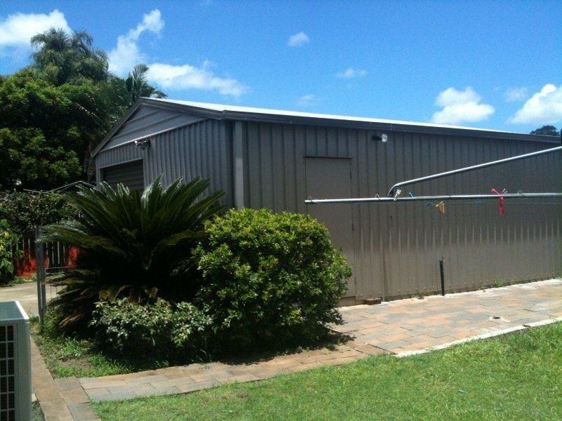 14 Cliveden Avenue, Point Vernon QLD 4655