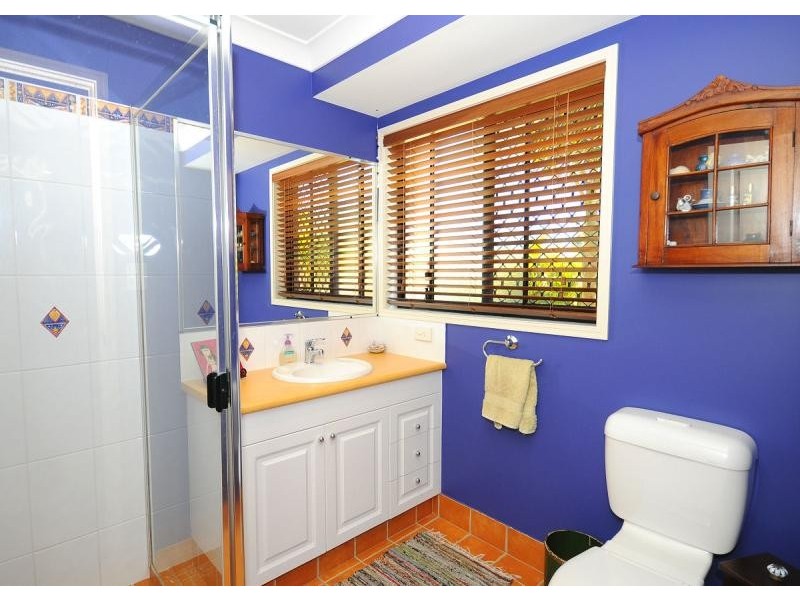 11 Layde Court, Urangan QLD 4655