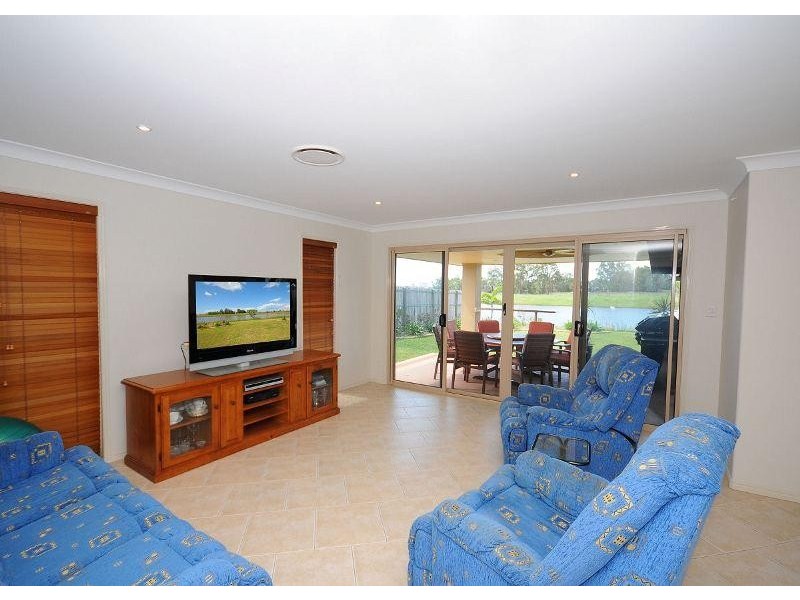 25 Yarrilee Circuit, Dundowran QLD 4655