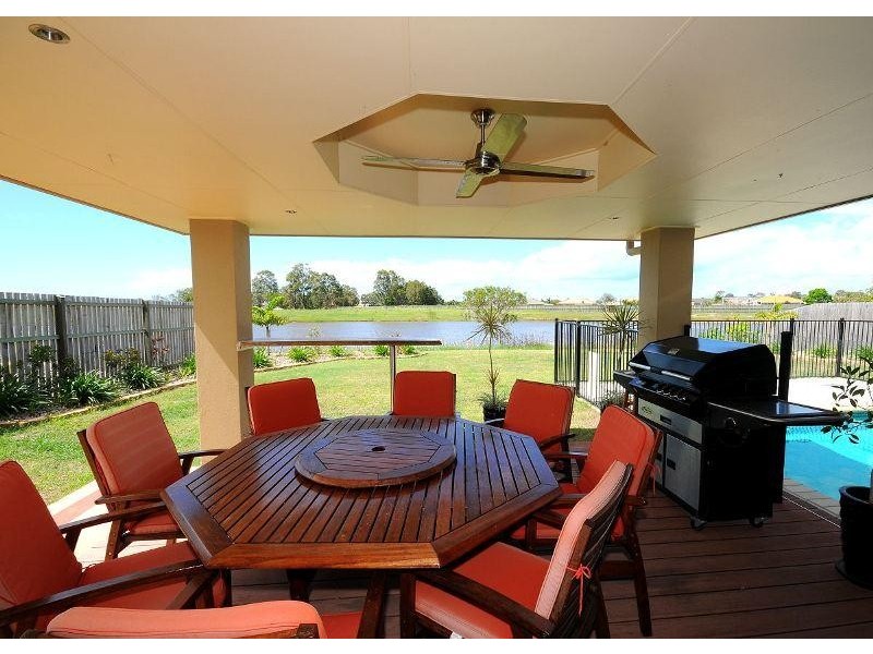 25 Yarrilee Circuit, Dundowran QLD 4655