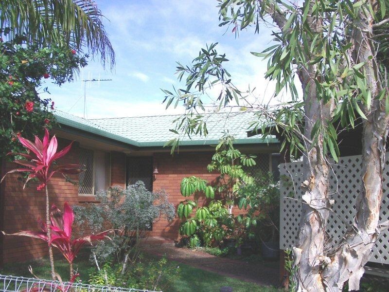 12 Marr Street, Point Vernon QLD 4655