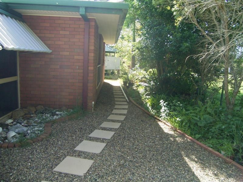 12 Marr Street, Point Vernon QLD 4655