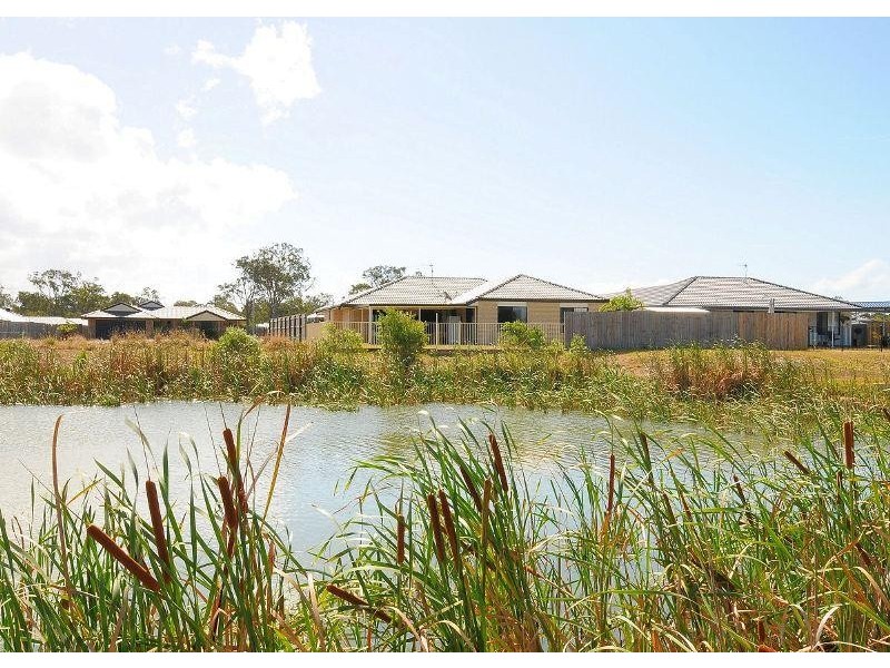 15 Kingston Close, Point Vernon QLD 4655