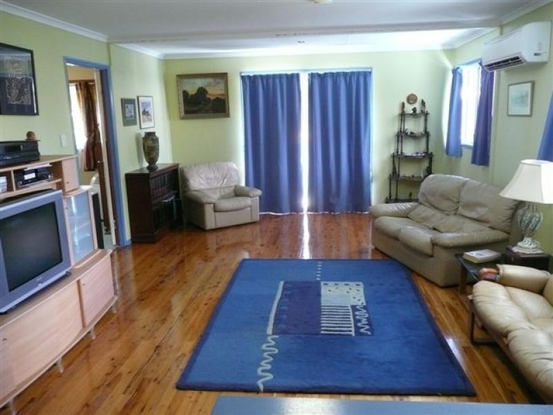 11 Bunker Avenue, Urraween QLD 4655