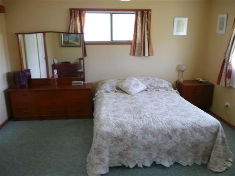 11 Bunker Avenue, Urraween QLD 4655