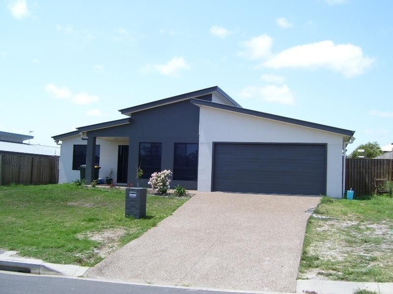 8 Bay Park Road, Wondunna QLD 4655