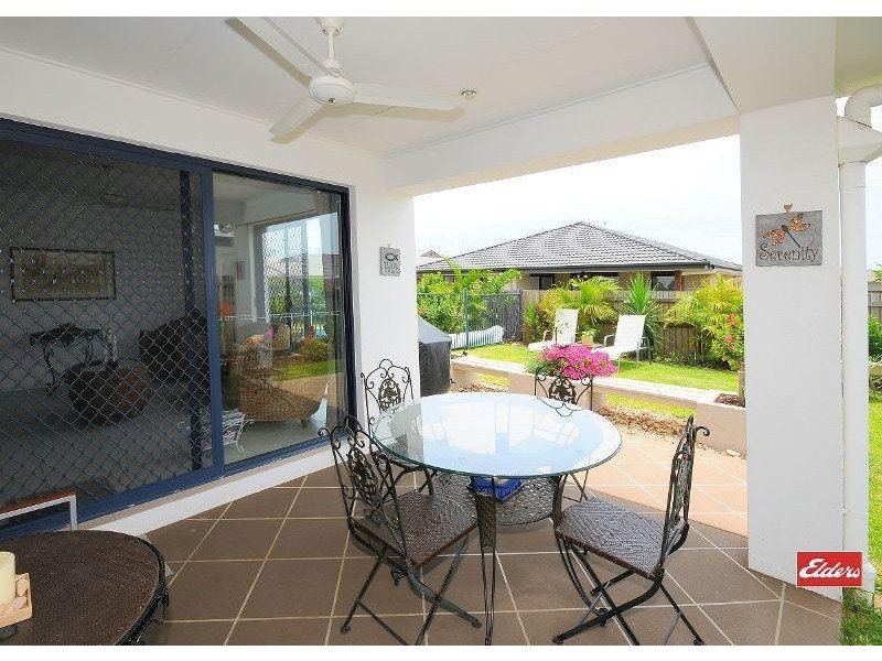 18 Captain Cook Street, Urraween QLD 4655