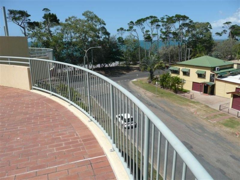 Unit 10/496 Esplanade, Torquay QLD 4655