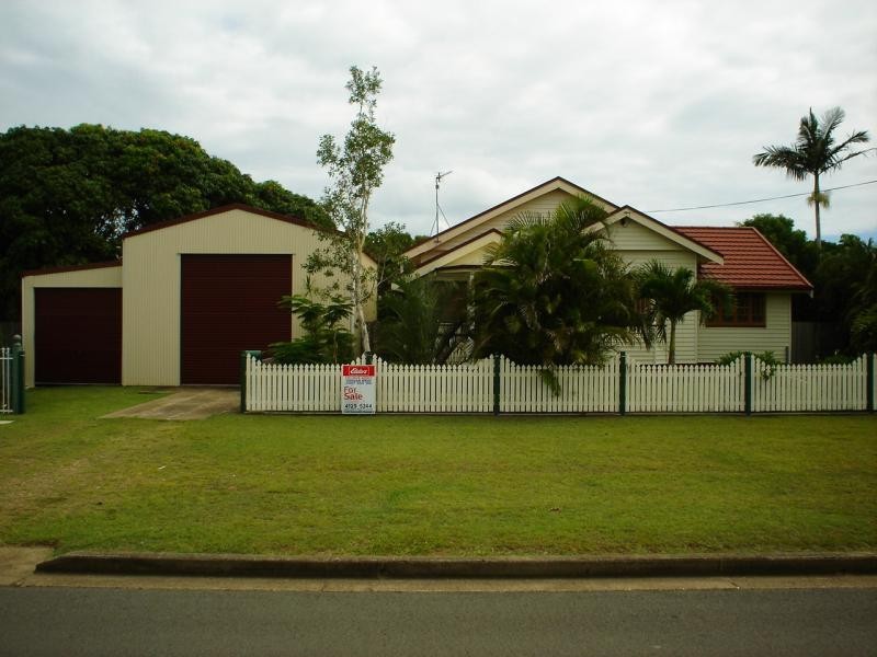 11 Martin Street, Point Vernon QLD 4655