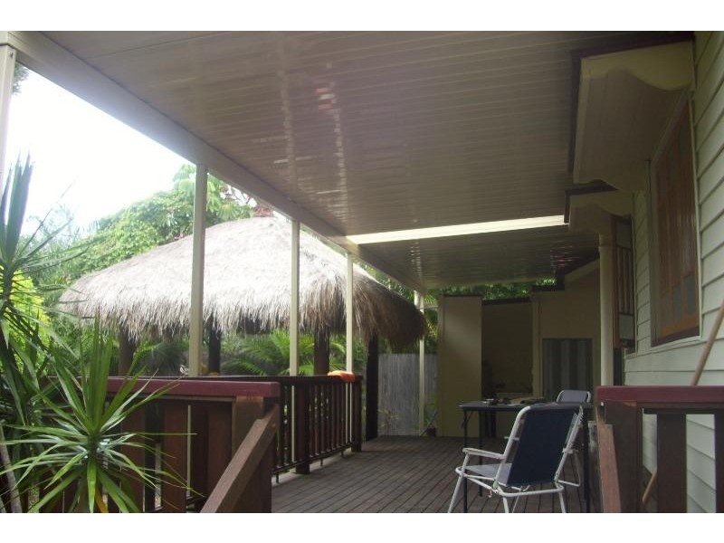 11 Martin Street, Point Vernon QLD 4655