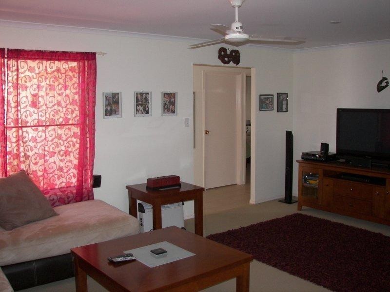 54 Joselyn Drive, Point Vernon QLD 4655