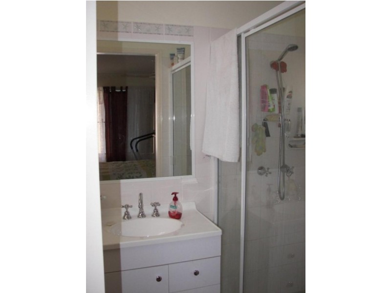 54 Joselyn Drive, Point Vernon QLD 4655