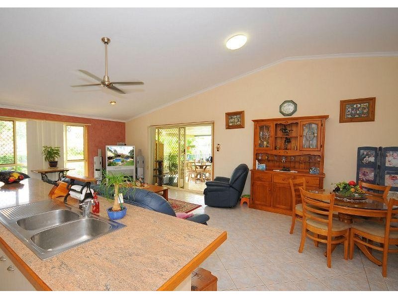 9 Stevens Close, Kawungan QLD 4655