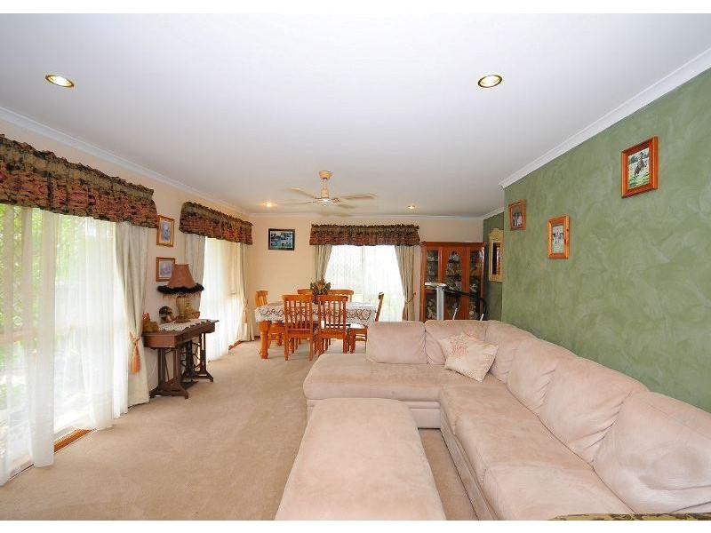 9 Stevens Close, Kawungan QLD 4655