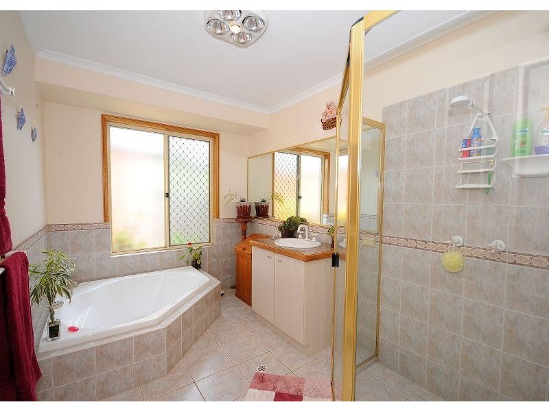 9 Stevens Close, Kawungan QLD 4655