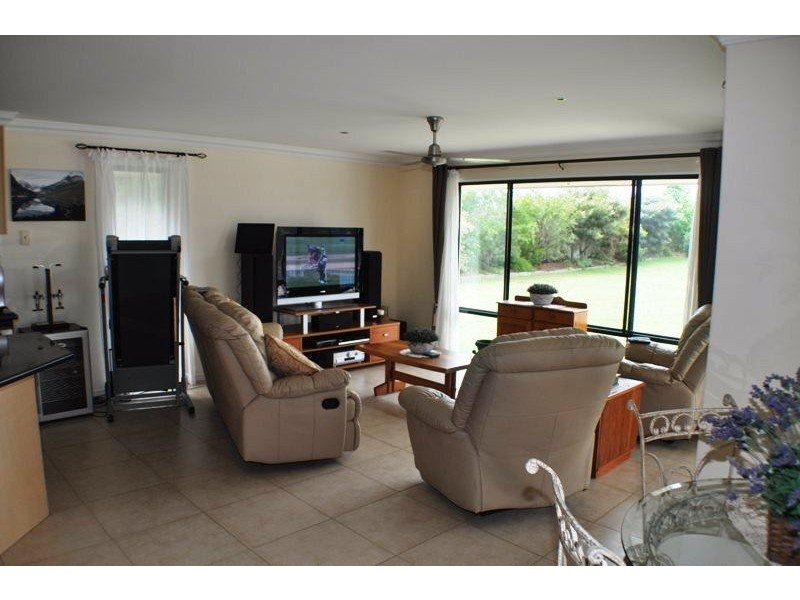 12 Milo Street, Wondunna QLD 4655