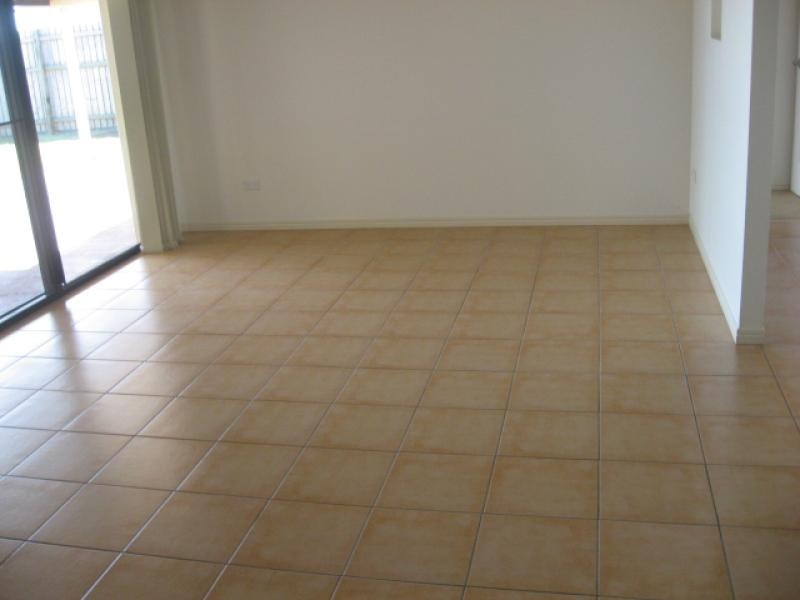 31 Lady Nelson Drive, Eli Waters QLD 4655