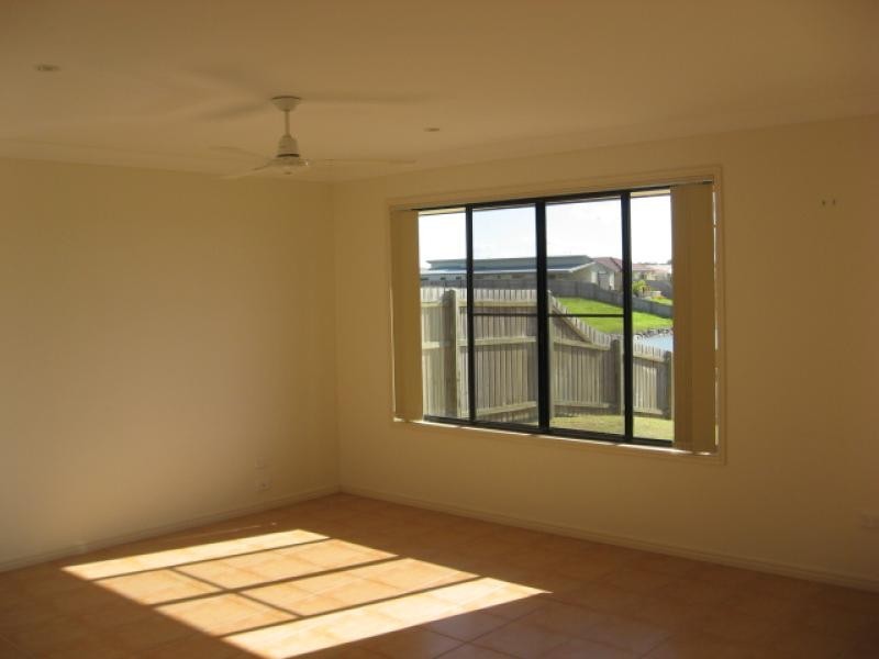 31 Lady Nelson Drive, Eli Waters QLD 4655