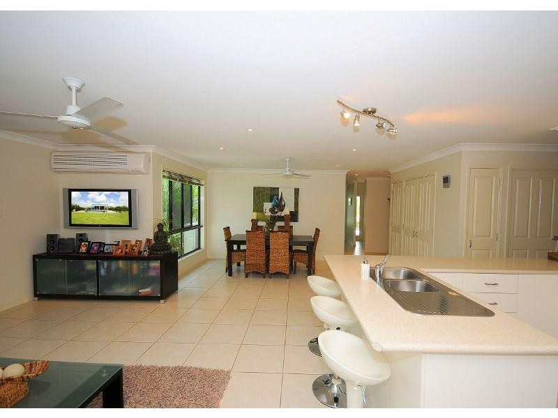23 Kestrel Court, Eli Waters QLD 4655